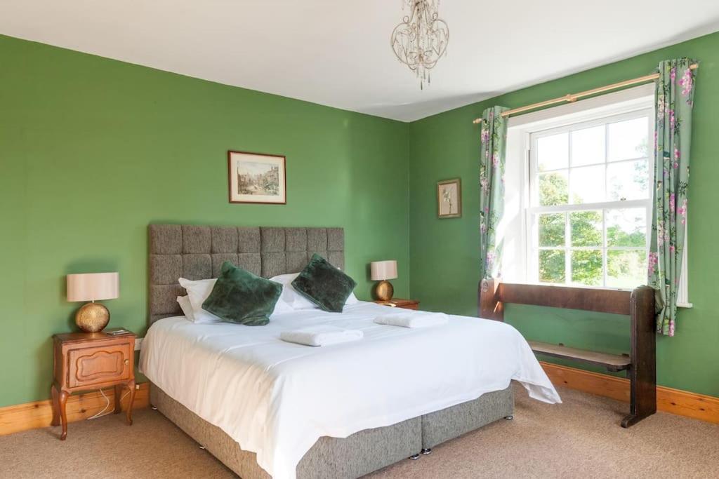 Firs Sleeps 15 Stunning Country House With Hot Tub Sudbourne Exterior foto