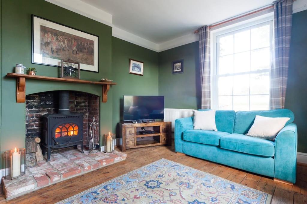 Firs Sleeps 15 Stunning Country House With Hot Tub Sudbourne Exterior foto