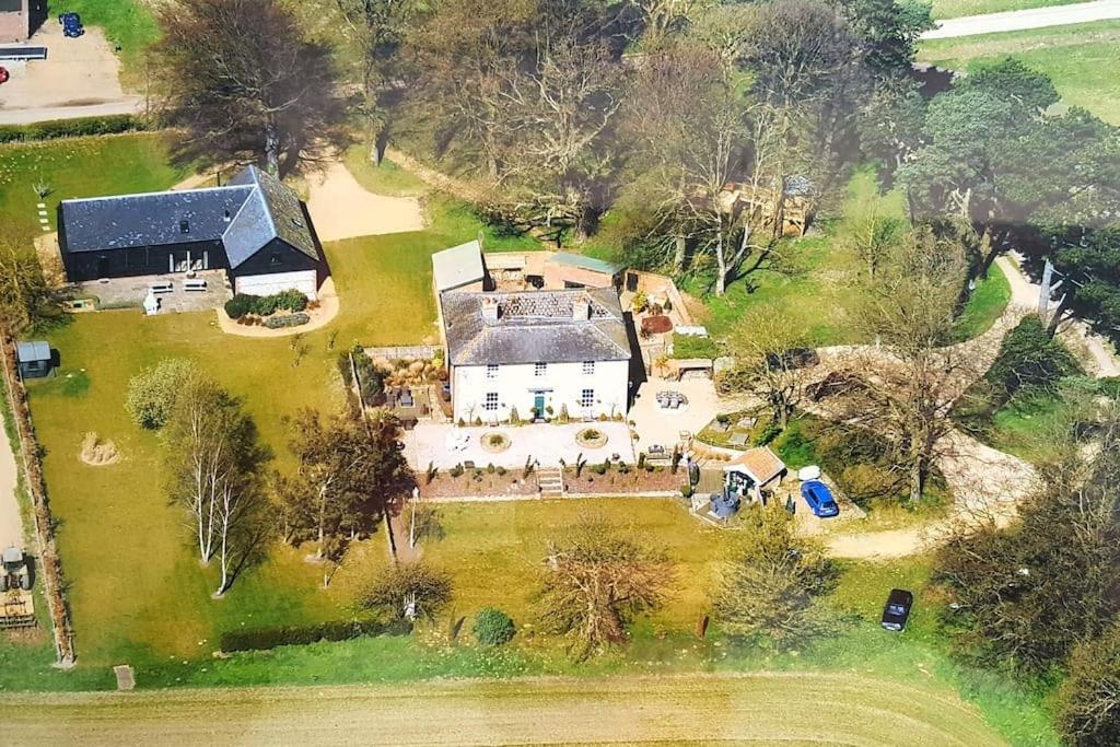 Firs Sleeps 15 Stunning Country House With Hot Tub Sudbourne Exterior foto
